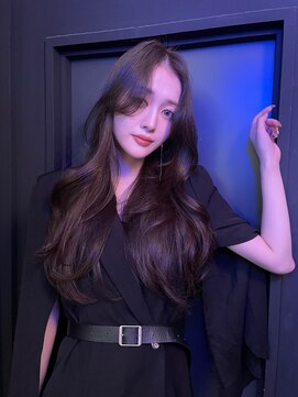 ザシェノンアオヤマ(THE CHAINON AOYAMA) くびれヘア／韓国ヘア/レイヤーカット/ダークグレージュ