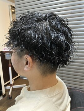 ガイズ ヘアー イサミ(GUY'S HAIR 133) カルマパーマ/ベリーショート/ダークアッシュ/ニュアンスパーマ