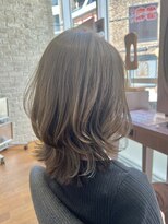 エルサフィロ ヨドヤバシ(el zafiro yodoyabashi)&nbsp;くびレイヤー前髪エモージュ小顔レイヤーカット20代30代40代50代