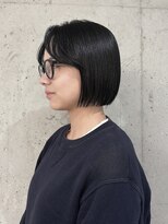 リリアン(ReLien)&nbsp;黒髪プツッと切りっぱなしボブ