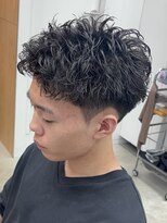 フィフス 天神大名(fifth) 福岡大名メンズパーマスパイキーショートスパイキーパーマ30代