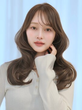 レイリー 原宿 表参道(Rayreee) 【C】韓国風流行りのフォワード巻きたっぷりレイヤーカット