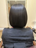 レイール(reir)&nbsp;プラチナ矯正ワンレングスボブ