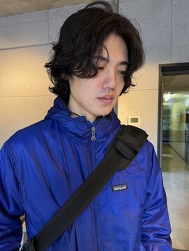 アンフェインド02(UNFEIGNED 02) MEN’S HAIR/サーフカール/刈り上げセンターパート/伏見/丸の内