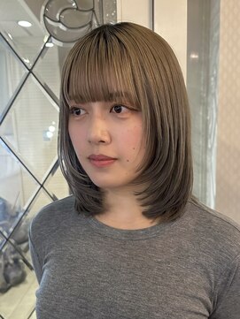 シェール(CHERE) レイヤーカット ミディアムレイヤー