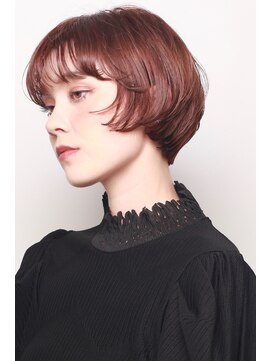 ピークアブー 銀座中央通り(PEEK-A-BOO) テラコッタカラーのフレンチボブ　【銀座】