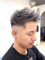 ウーロス(uros.)&nbsp;フェード×シルバー