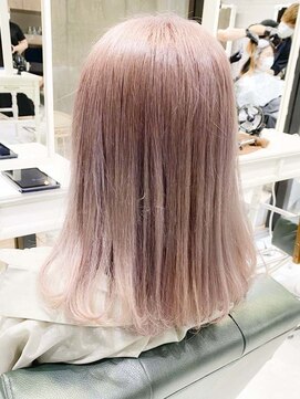 デイズ(days) ピンクアッシュベージュカラー/ケアブリーチダブルカラー　ボブ