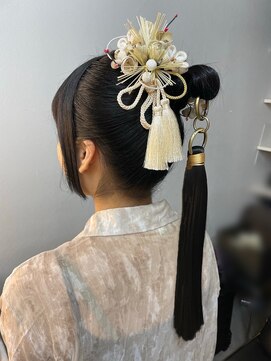 フェリーチェ(Felice) 成人式ヘア 振袖ヘア タイトポニー 袴ヘア  ポニーテールリング