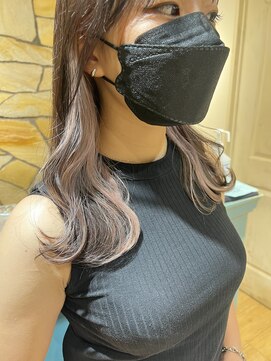 アルーシェ 新宿店(Alushe) インナーカラー 薄ピンク