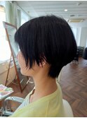 ショートヘアスタイル