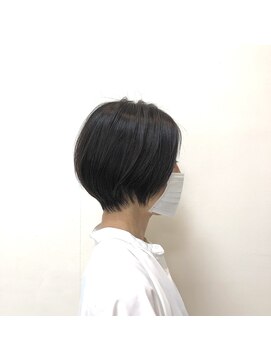 テルミークリニカルデザイン 北千里 30代40代50代似合わせひし形ショートボブ襟足短め丸みショート