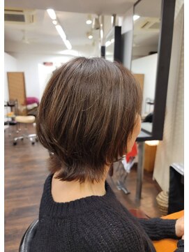 タイガ 上野御徒町(TAIGA) 髪質改善×モテ髪カタログ(大人ウルフ)【ヘアメイク凛】