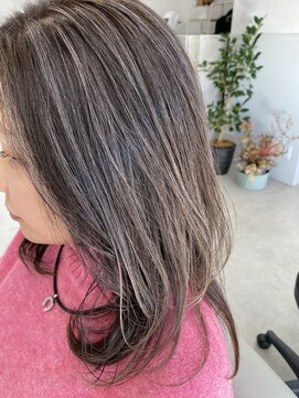 シピ(Chipie) 白髪ぼかしハイライト