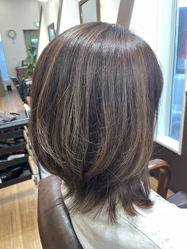 ウルハ(URUHA) 大人ハイライト×くびれボブ