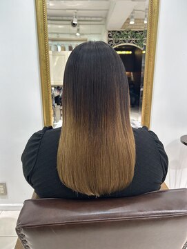 フォルテ 表参道店(FORTE) ブリーチ縮毛矯正