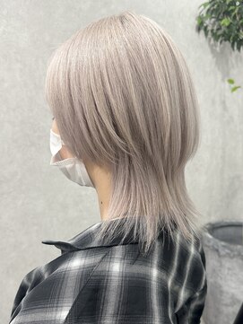 ロウル 渋谷(LOWRL) シルキーホワイト/ケアブリーチカラー/ウルトワトリートメント