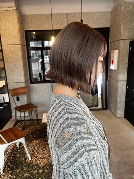 リンダテーラ(Linda tela) 【札幌白石】オータムグレージュ/くすみカラー/切りっぱなしボブ