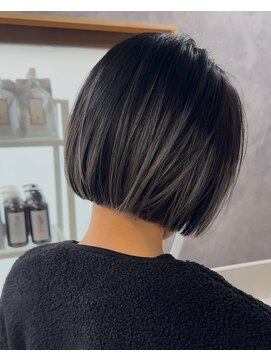 レフバイイルカ 北見(lef by ilka) playing color