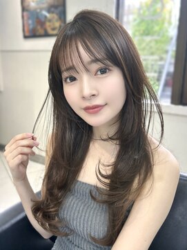 ヴェイン 渋谷(vain) イルミナカラーレイヤーカット顔まわりカット