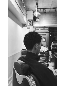 カムレイドフォーライフ(COMRADE 4 LIFE) テーパーフェード　担当松尾