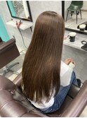 ブラウンベージュ