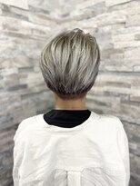 ヴィソップ(V.S.O.P)&nbsp;大人女性のベリーショート白髪ぼかし