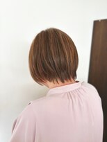 シャポン&nbsp;丸みショートボブ×ベージュブラウンカラー