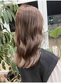 ミルクティーベージュ