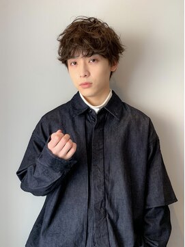 キートスバイガーランド (Kiitos by Garland) ラフパーマ × スリークショート