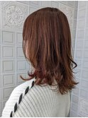くびれレイヤーカット×アンバーブラウン