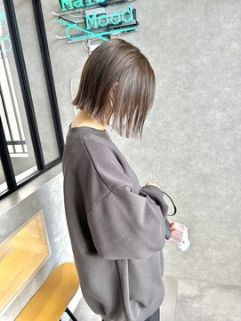 ムード カナザワ(mood kanazawa) グレージュ×切りっぱなしボブ/シアーカラー