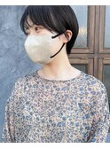 黒髪ショート