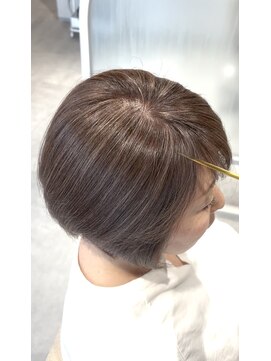 クローニー(Crony) 白髪ぼかしハイライト&白髪活かしミルクティーグレージュ