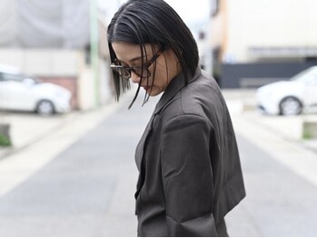 ダカー(dakah)の写真/豊富な毛髪、商材知識で幅広い髪質の癖に対応◎低ダメージ処方で傷ませずしっかりと癖を伸ばすストレートに