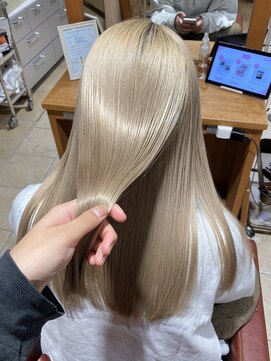 ネオリーブ ジューク 日吉店(Neolive JuQ) 日吉/綱島 ホワイトグレージュミニウルフデジタルパーマ