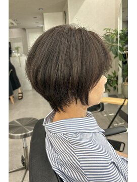 クム 横浜(qumu) 絶壁カバー × 大人ショート【神永】