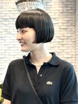 エン(YENN)&nbsp;シンプル＆シャープなモードボブ