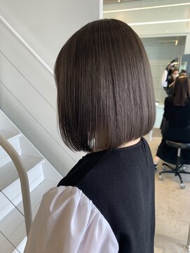 シキ 渋谷(siki) ハイトーン/ブリーチ/レイヤーカット/シアーカラー/渋谷/原宿