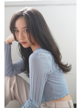 ルフュージュ バイ プロデュース 相模大野店(Refuge by Produce) 暗髪/レイヤーカット/長めバング