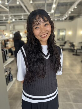 トレンドスタイルはお任せください！髪質を見極めて、あなたに合ったパーマスタイルをご提案します♪