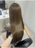 ヘーゼルベージュ