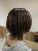 ダークブラウン