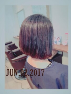 アンジェ(ange) ボブ、グレージュカラー