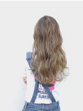 ユニカ ヘアー(UNICA hair) 尾道市 グレージュ 人気 UNICAベージュカラー