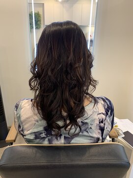 アールサロン アオヤマ(Rr SALON AOYAMA) 巻き髪仕上げミネコラ