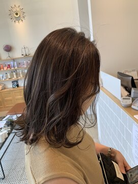 シーツー 三吉店(C2) ベージュカラー