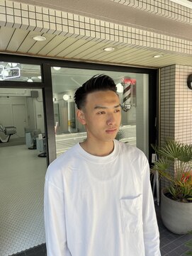 ウェルネス(Wellness) ベリーショート、フェード、ローフェード