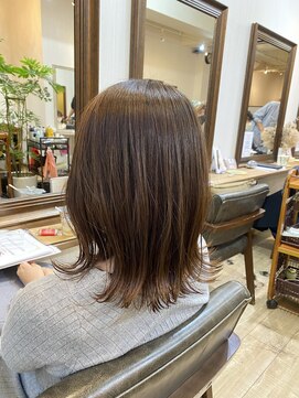 ギフト ヘアー サロン(gift hair salon) 外ハネミディ×ナチュラルベージュ