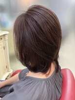 アルファ インタラクティブ エム フラワー(ALUFA interactive.M Flower)&nbsp;30代40代50代脱白髪染めハイライト★大人のミディアムレイヤー